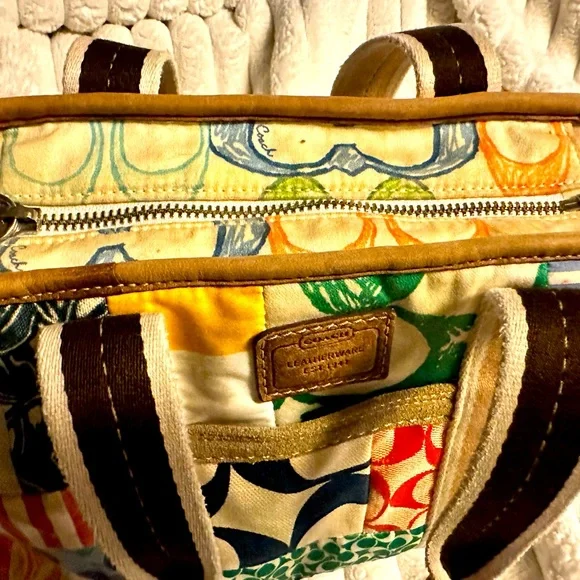 Vintage Coach handbag - Picture 3 of 6